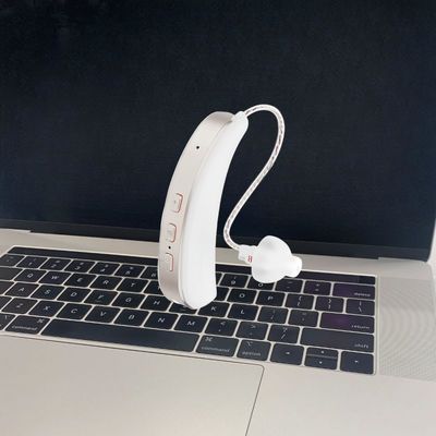 Uzun Sürekli Pil Hayatı 8 Kanal Amplifikasyonlu Dijital İşitme Aletleri